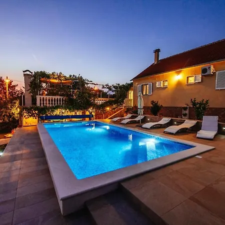 Poolincluded - Villa Sucic Vila Zaton Obrovacki